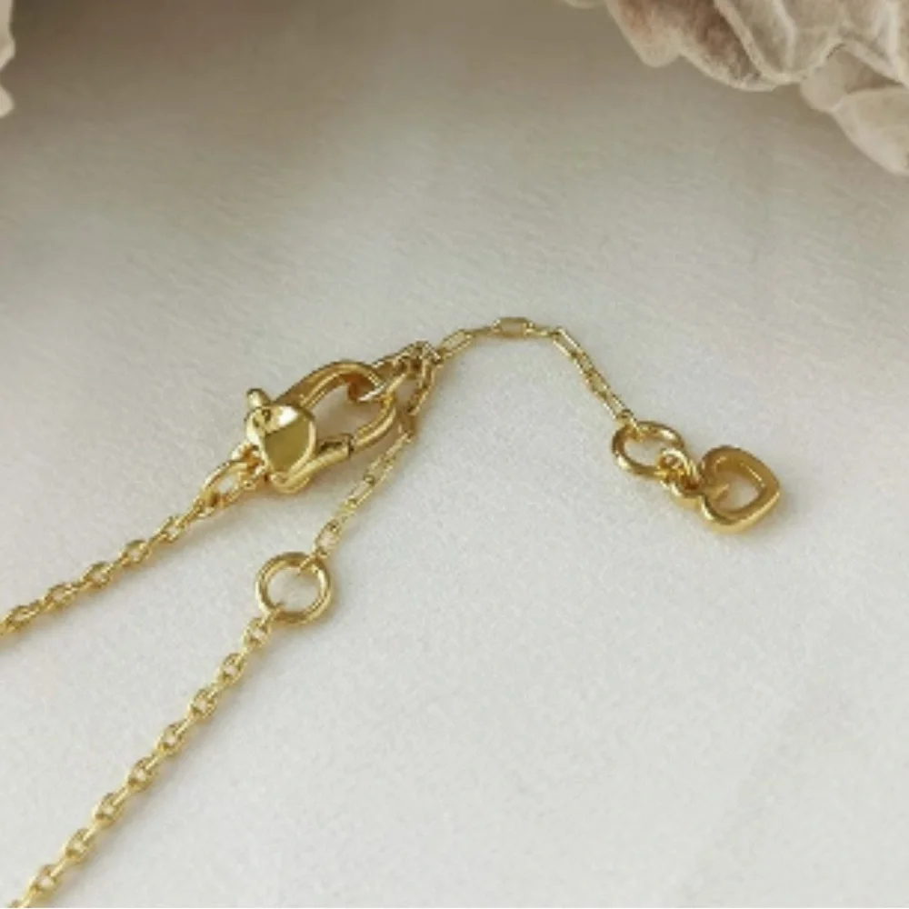 kate spade Love You, Mom Gold-Toned Bracelet with Red Gemstone - Picture 4 of 4